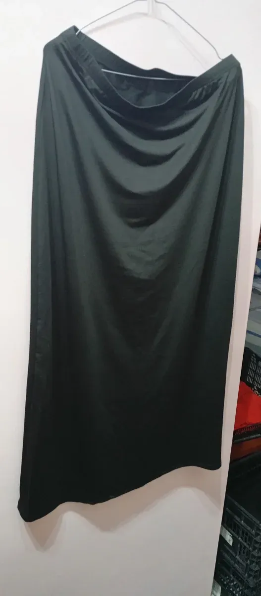 Falda larga negra talla XXXL