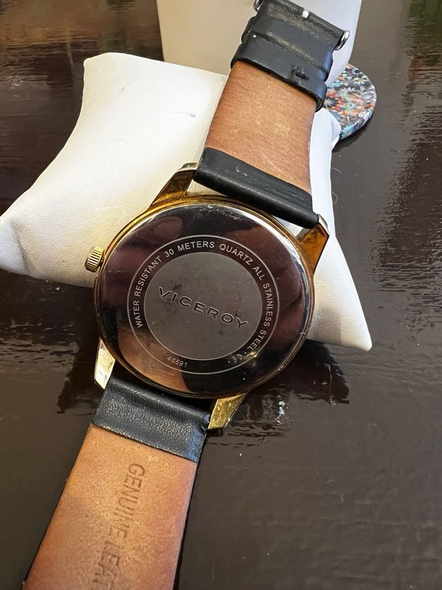 Reloj Viceroy Colección Dorado y Negro