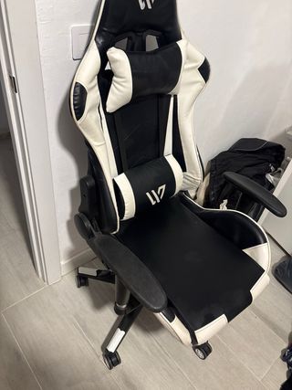 Silla Gaming Negra y Blanca