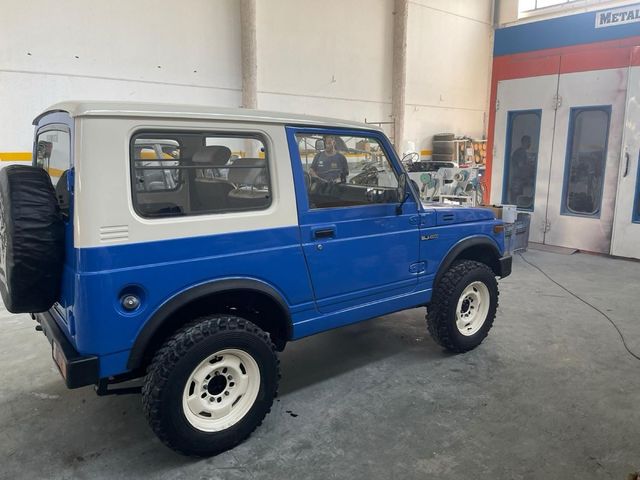 Suzuki Samurai 1985
