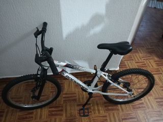 Bicicleta Rockrider Blanca