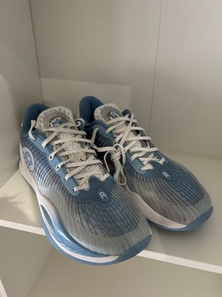 Zapatillas Baloncesto AR 1 Azul y Blanco