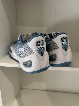 Zapatillas Baloncesto AR 1 Azul y Blanco