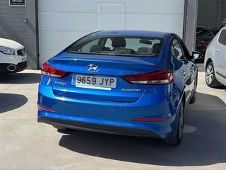 HYUNDAI Elantra 1.6 CRDi BlueDrive Style DCT