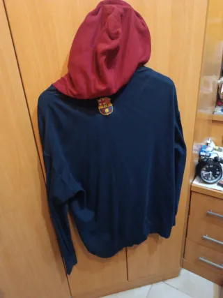Chaqueta FC Barcelona con capucha.talla L