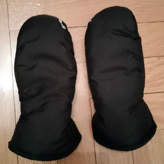 Manoplas esquí montaña negras.