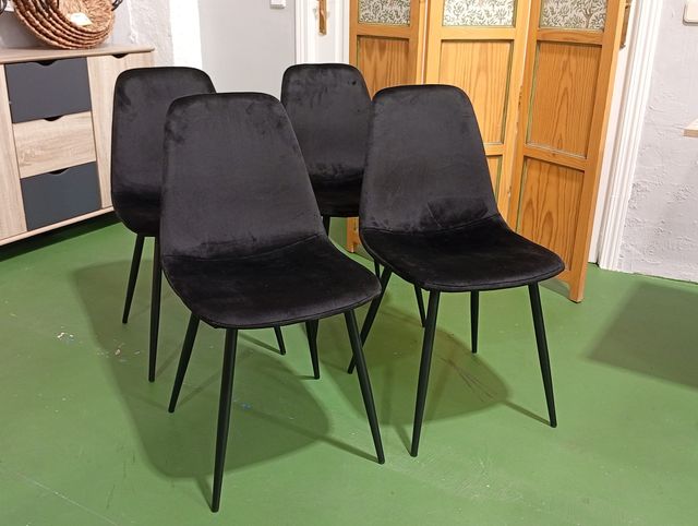 Juego de 4 Sillas Terciopelo Negro