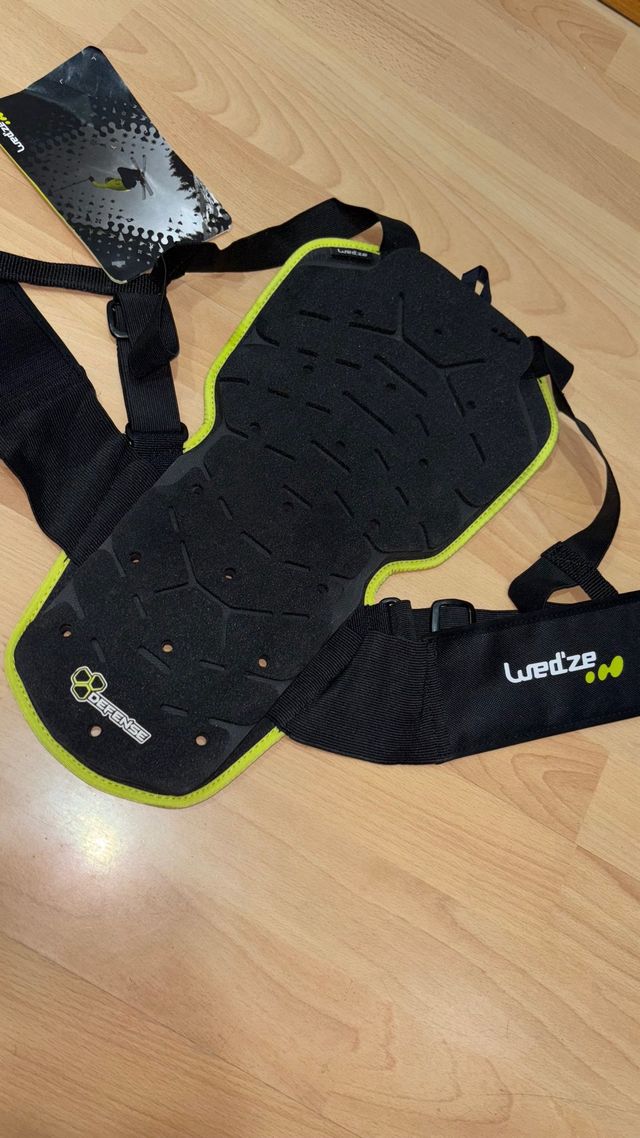 Espaldera Motos/Esquí/Patinetes A ESTRENAR