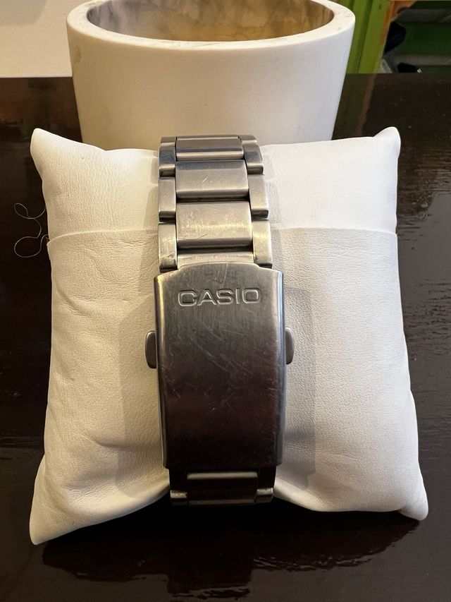 Reloj Casio Quartz Azul y Plateado
