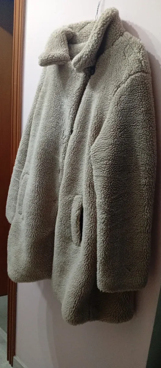 Chaquetón ovejita beige