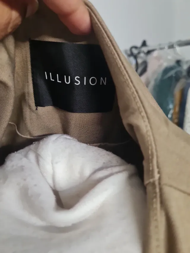 Conjunto sastre dos piezas beige da talla