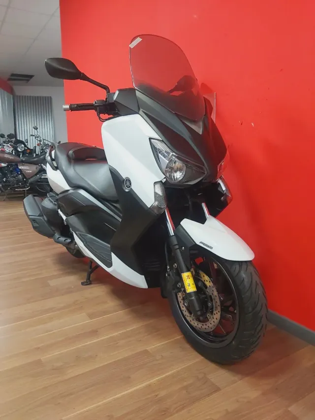 Yamaha XMAX 400 -ABS 2015 - 29.406 km