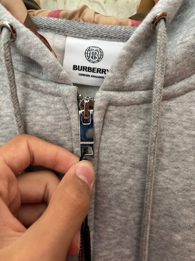 Chaqueta Burberry Gris y Beige