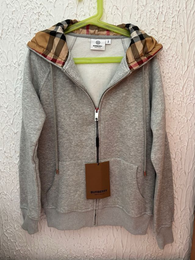 Chaqueta Burberry Gris y Beige
