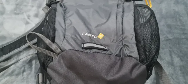 Mochila SKYSPEAR senderismo gris y amarilla 20L