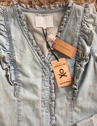 Camisa Scalpers Denim Volantes. A estrenar.