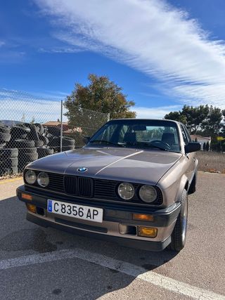 BMW E30 318I
