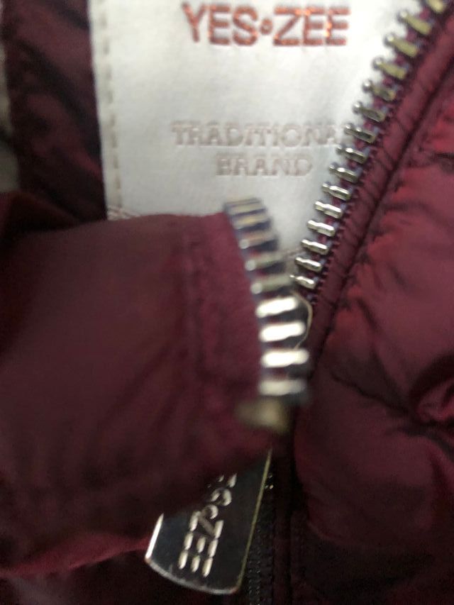 Chaleco acolchado YES-ZEE burdeos