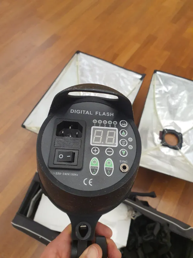 Kit 2 Flash Starblitz SDI 300