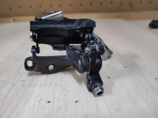 Desviador delantero SLX 3v