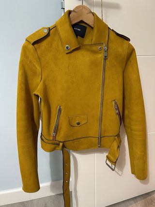 Cazadora Kiabi ante amarilla