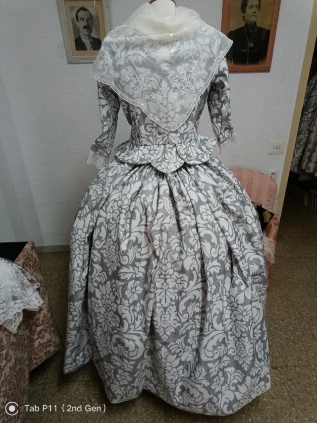 Lote,  Traje Fallera Completo EXTRA-GRANDE