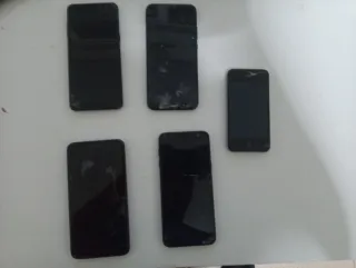 Móviles pantallas rotas.