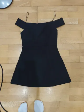 Vestido corto negro Zara S NUEVO