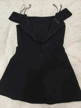 Vestido corto negro Zara S NUEVO