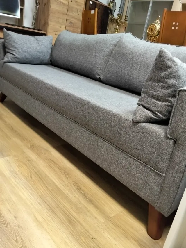 Sofá 3 plazas gris tela