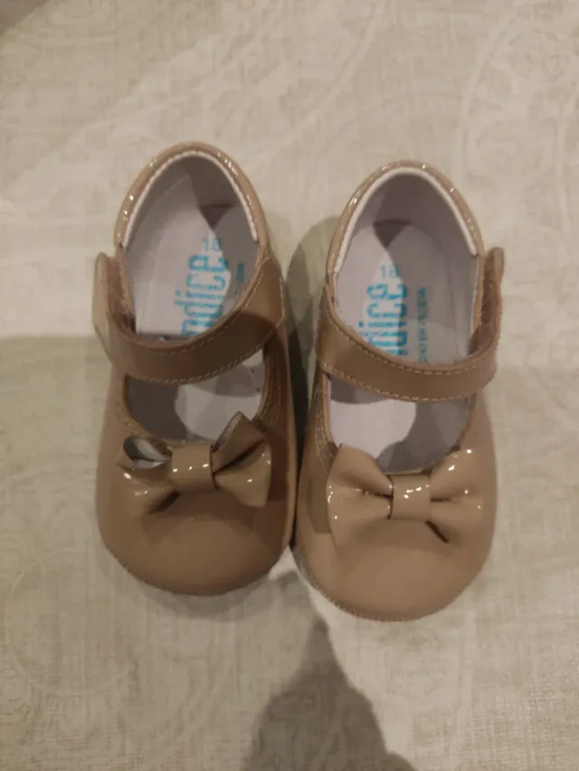 Zapatos de bebé marca Índice