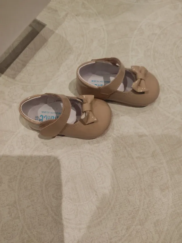 Zapatos de bebé marca Índice