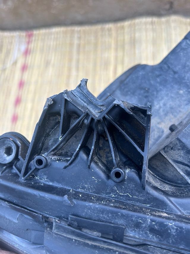 Faro Derecho Mercedes Clase A W176 Xenón