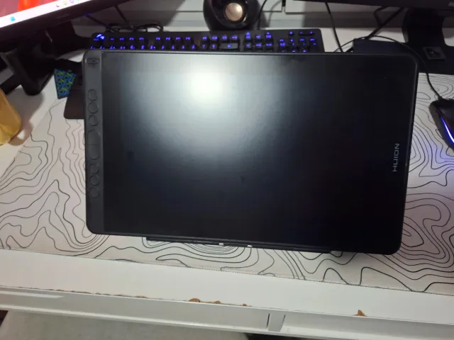 Huion Kanvas 13 tableta grafica