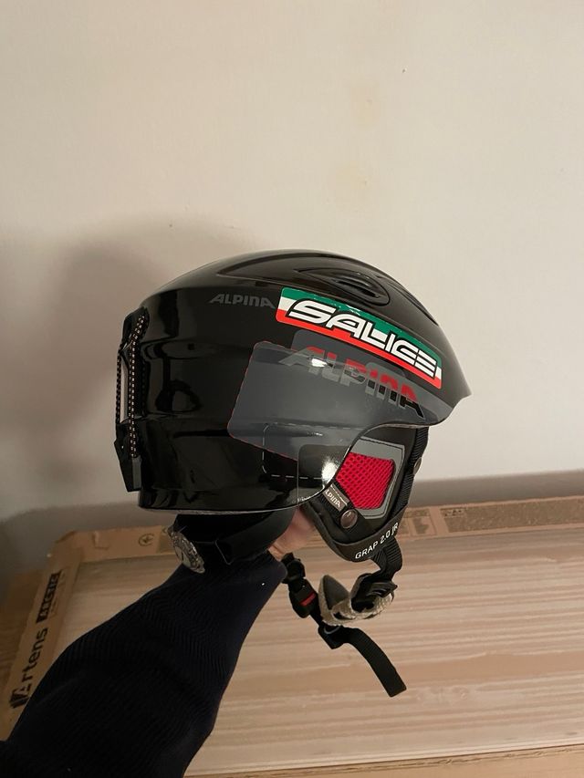Casco de esquí Alpina negro