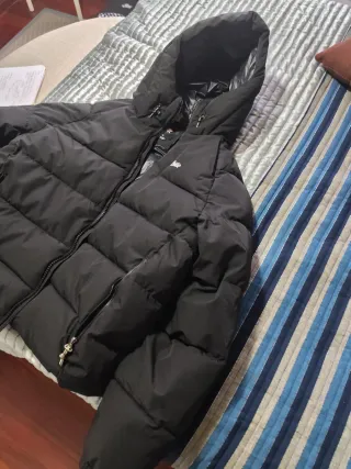 Cazadora hombre  acolchada Pull&Bear negra