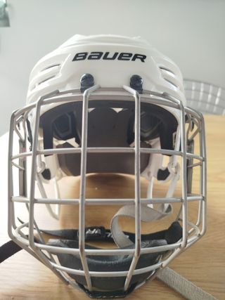 Casco hockey patines Bauer talla M