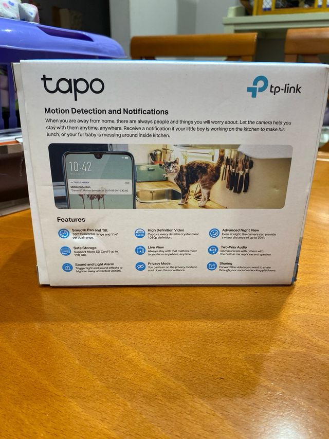 Cámara Seguridad Wi-Fi Tapo C200 Pan/Tilt