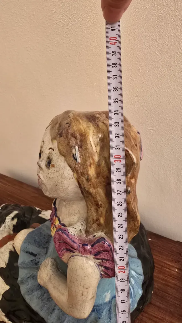 Escultura cerámica niña y perro tipo ripolles