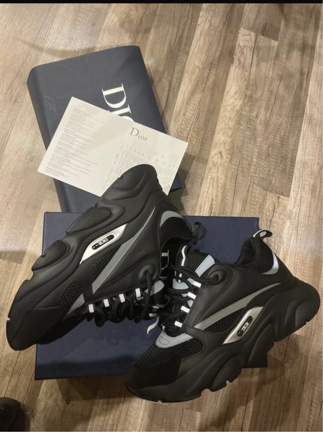 B22 Zapatillas Negras