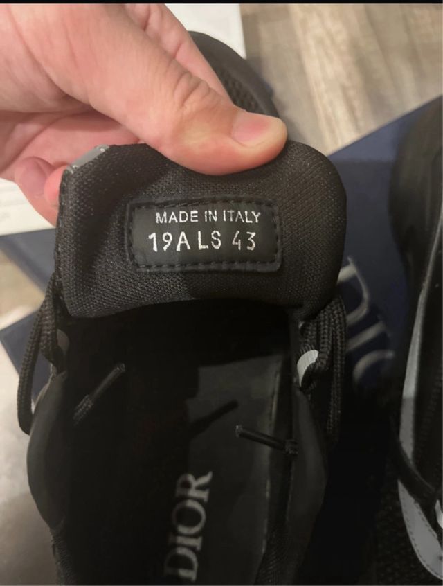 B22 Zapatillas Negras