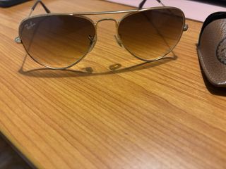 Gafas de sol Ray-Ban mujer marrones y doradas