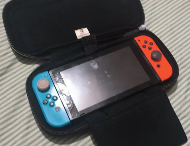 Nintendo Switch V2 + 11 jogos