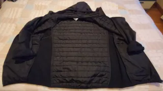 Chaqueta Jack & Jones acolchada negra.