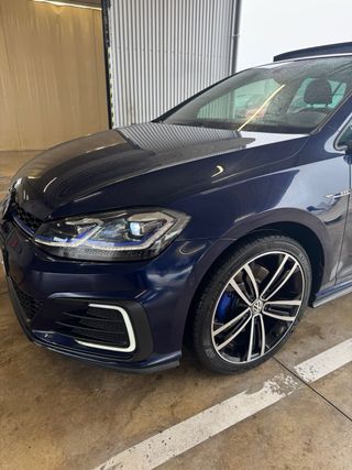VW Golf GTE 1.4TSi 150cv+54cv electricos