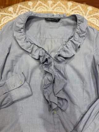 Camisa Zara volante cuello talla M