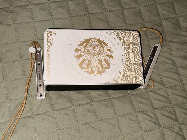 Nintendo Switch OLED Edición Zelda
