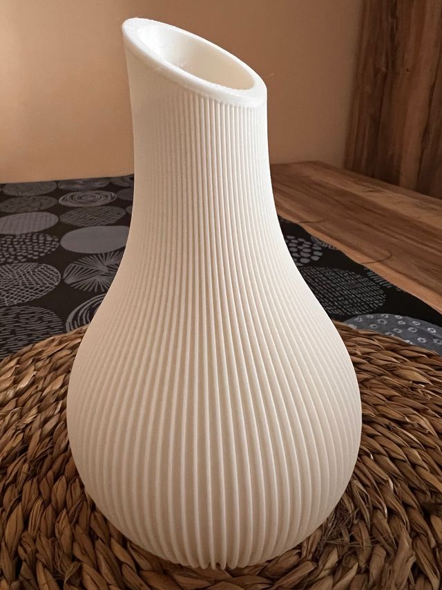 Jarrón moderno impreso 3D blanco