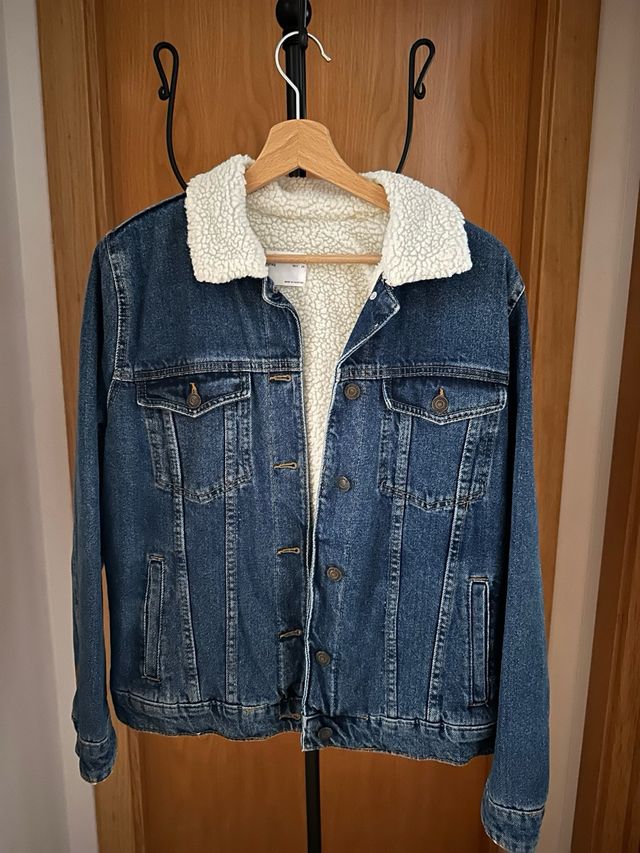 Chaqueta vaquera Bershka azul