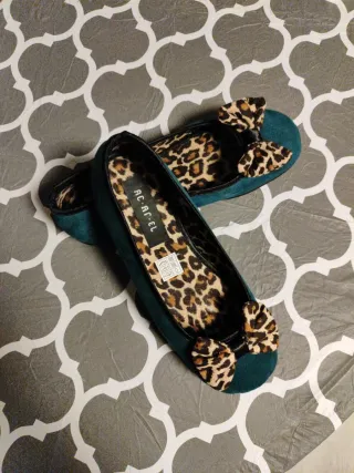 Bailarinas con lazo leopardo